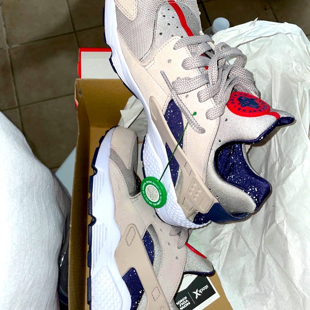 Sz 12 Moon landing huaraches